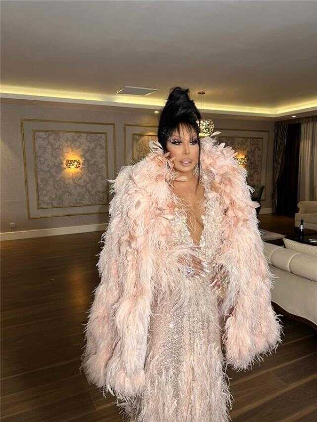 Bülent Ersoy ile Pınar Kerimoğlu sosyal medyada birbirine girdi