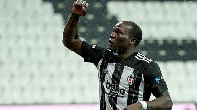 Süper Lig'de dengeler değişecek! Aboubakar imzaya geliyor