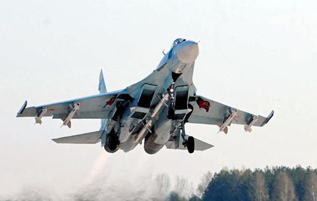 Rus Savaş Uçağı, Baltık Denizi Üzerinde Alman Askeri Uçağına Refakat Ederek Rus Sınırından Uzaklaştırdı Rus Savaş Uçağı, Baltık Denizi Üzerinde Alman Askeri Uçağına Refakat Ederek Rus Sınırından Uzaklaştırdı