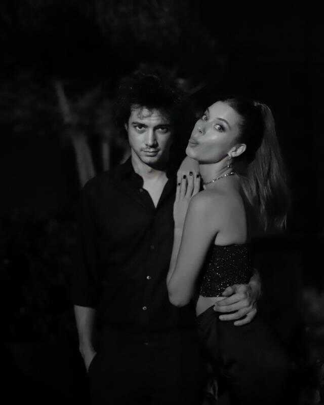 Afra Saraçoğlu'yla Mert Ramazan Demir'den dolayı ayrıldığı konuşan Mert Yazıcıoğlu sessizliğini bozdu: Öyle bir şey yok Afra Saraçoğlu'yla Mert Ramazan Demir'den dolayı ayrıldığı konuşan Mert Yazıcıoğlu sessizliğini bozdu: Öyle bir şey yok