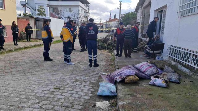 Aydın'da bir anne ve 2 çocuğu evlerinde ölü bulundu