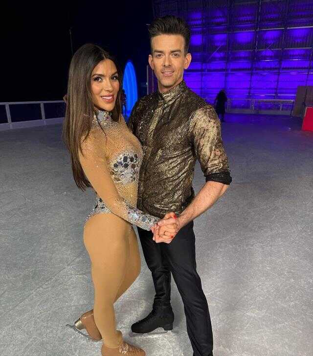 İngiltere'ye damga vuran Türk kızı Ekinsu yine yaptı yapacağını! Buz pistindeki dansı sonrası ortalık karıştı