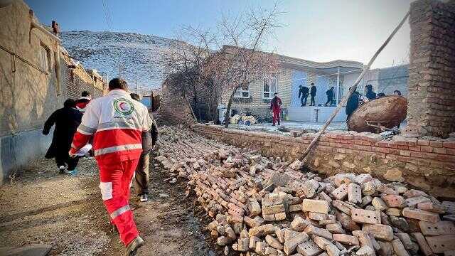 İran'daki depremde 133 kişi yaralandı