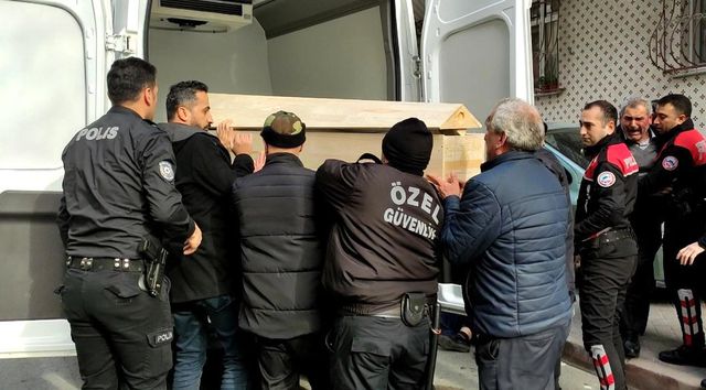 Evli ve 2 çocuk babası adam kendini asıp arkasında bir not bıraktı