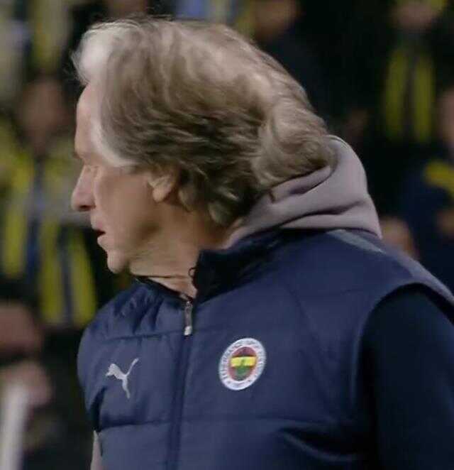 Jesus deliye döndü! Hocasının kızdığını gören Arda'nın tepkisi bomba