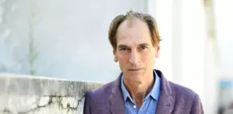 Julian Sands kimdir? Kaç yaşında, nereli, mesleği ne? Julian Sands hangi filmlerde oynadı?