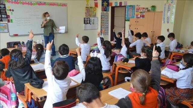 Karne günü yoklama alınır mı? Okulun son haftası yoklama alınıyor mu, son gün yok yazılma var mı? Okulun son haftası ders işlenir mi?