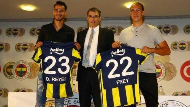 F.Bahçe'nin yeni transferi taraftarı çileden çıkardı! Ali Koç için yapılan video rekora koşuyor F.Bahçe'nin yeni transferi taraftarı çileden çıkardı! Ali Koç için yapılan video rekora koşuyor