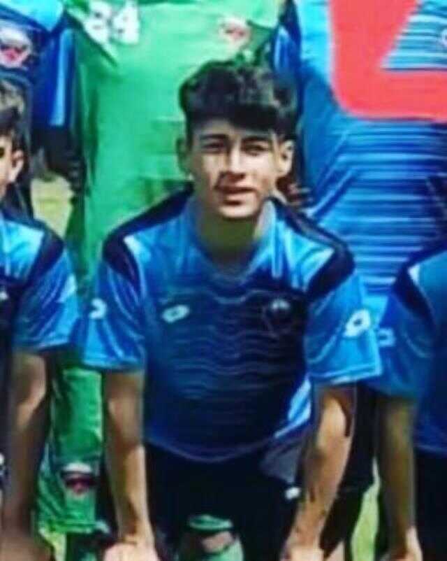 17 yaşındaki futbolcu korkunç kazada hayatını kaybetti! Vefat haberi spor camiasını yasa boğdu