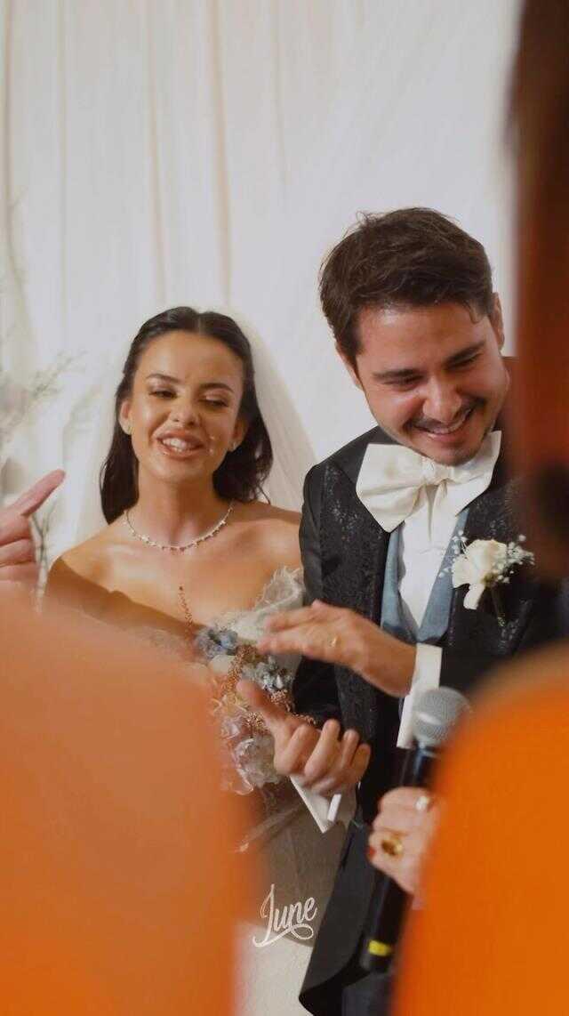 Perihan Savaş'ın oğlu Savaş Zafer evlendi Perihan Savaş'ın oğlu Savaş Zafer evlendi