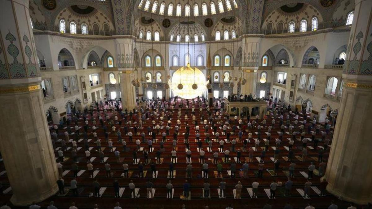 26 Ocak kandil mi 2023? 26 Ocak Perşembe günü kandil mi, ne kandili? 2023 Kandil takvimi!