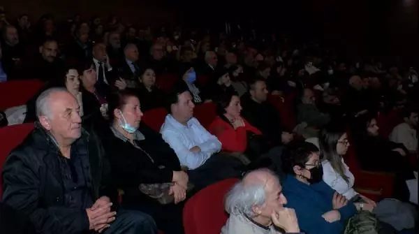 Fatma Girik ölümünün 1'inci yıl dönümünde sevenleri ve dostları tarafından anıldı