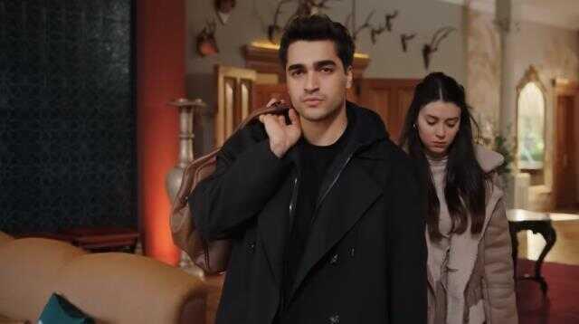 Yalı Çapkını'nda Ferit'in yasak aşkını eve getirmesi izleyicileri çileden çıkardı: Artık izlemeyeceğim Yalı Çapkını'nda Ferit'in yasak aşkını eve getirmesi izleyicileri çileden çıkardı: Artık izlemeyeceğim