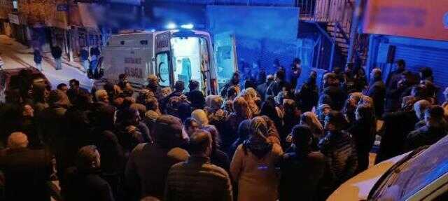 EVDE BOĞAZI KESİK HALDE ÖLÜ BULUNAN KADININ KOCASI VE 1 ŞÜPHELİ GÖZALTINA ALINDI