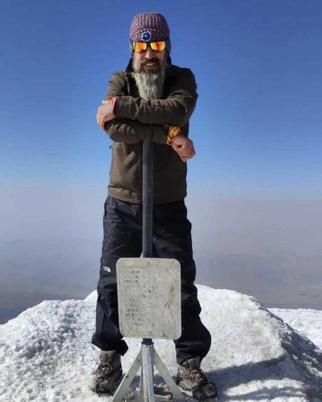 Survivor Özgür kimdir? Özgür Tetik mesleği ne, kaç yaşında? Survivor Özgür İnstagram hesabı! Özgür Tetik nereli? Survivor Özgür kimdir? Özgür Tetik mesleği ne, kaç yaşında? Survivor Özgür İnstagram hesabı! Özgür Tetik nereli?