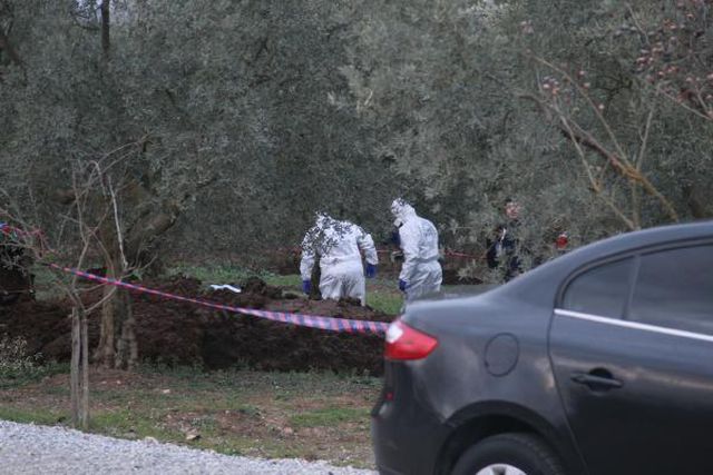 Hayvan gübresinden cesedi çıkan Suriye uyruklu kadın 2 ay önce öldürülmüş; 4 gözaltı