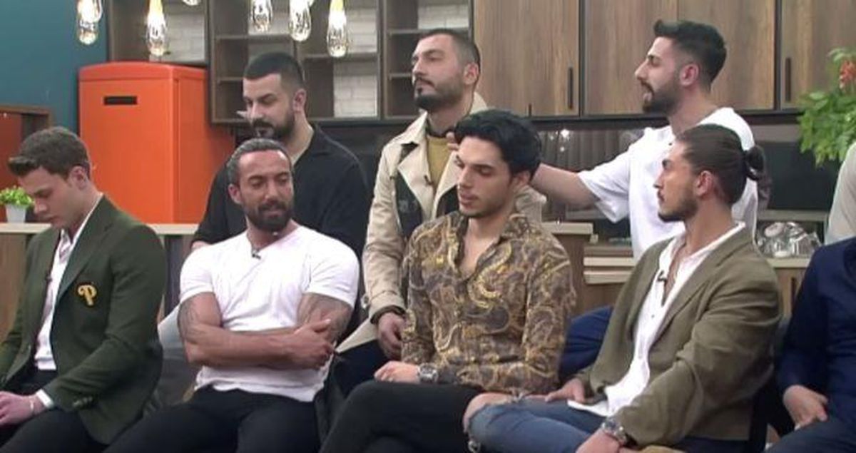 Kısmetse Olur 41.bölüm İZLE! 27 Ocak Kısmetse Olur Aşkın Gücü İZLE! Kısmetse Olur Aşkın Gücü son bölüm ne oldu? Kısmetse Olur yeni bölüm İZLE!