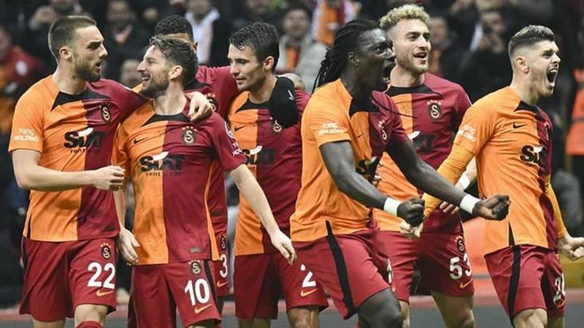 Galatasaray'da ayrılık! Yıldız futbolcu Seria A ekibine imzayı atıyor