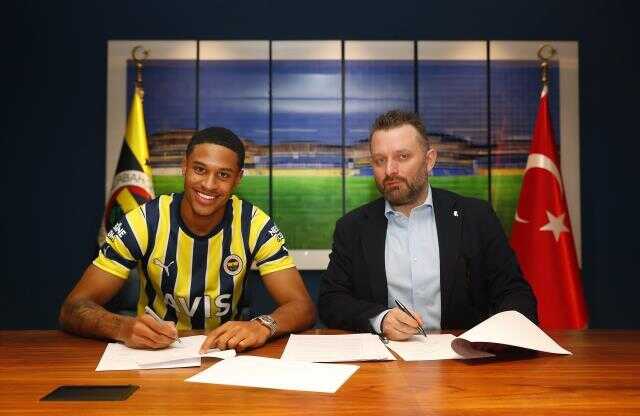 Oosterwolde ne kadara transfer oldu? Fenerbahçe Oosterwolde'yi ne kadara transfer etti?