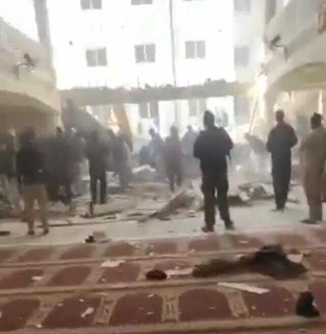 Pakistan cami saldırısında son durum ne? Pakistan camiye bombalı saldırıda kaç kişi öldü?