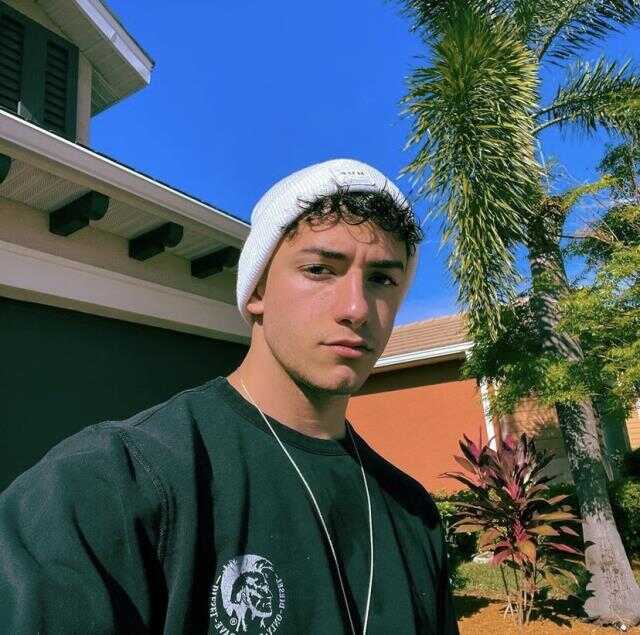 Survivor Yiğit kimdir? Survivor Yiğit İnandı İnstagram hesabı! Yiğit İnandı mesleği ne, kaç yaşında?