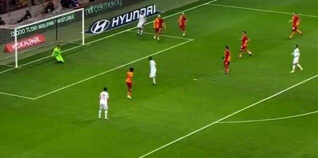 Bu kadarı fazla! Muslera, Ümraniyespor maçında yaptığıyla ağızları açık bıraktı