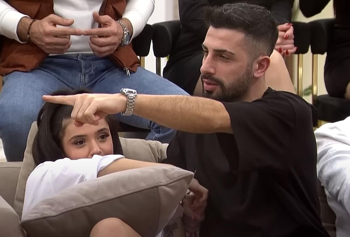 Kısmetse Olur son bölüm İZLE! Kısmetse Olur: Aşkın Gücü 44. bölüm izle! Kısmetse Olur: Aşkın Gücü son bölüm neler oldu?
