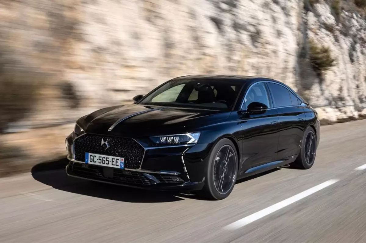 DS Automobiles'in Retromobile 2023 teması performans