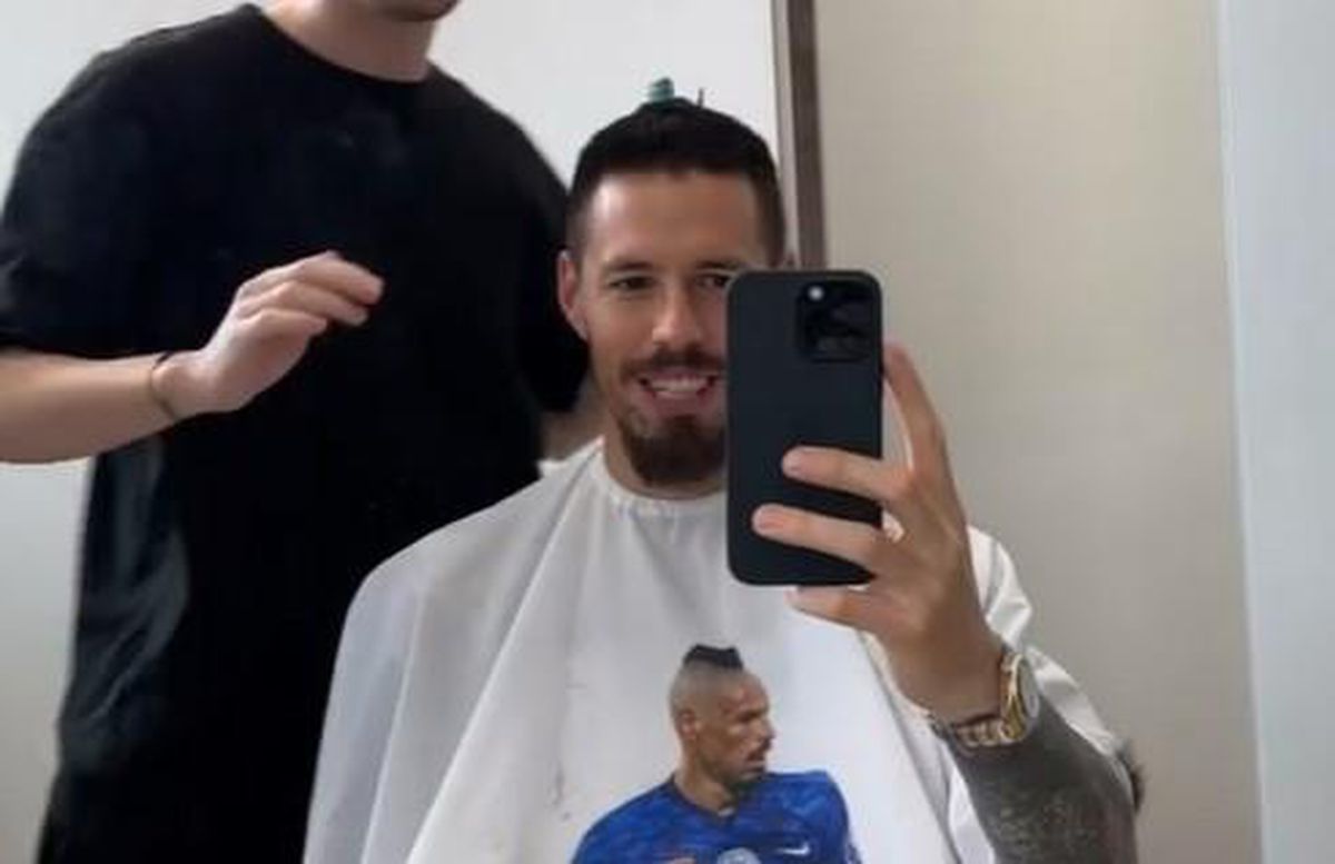Hamsik futbolu bıraktı mı? Marek Hamsik neden saçını kestirdi?