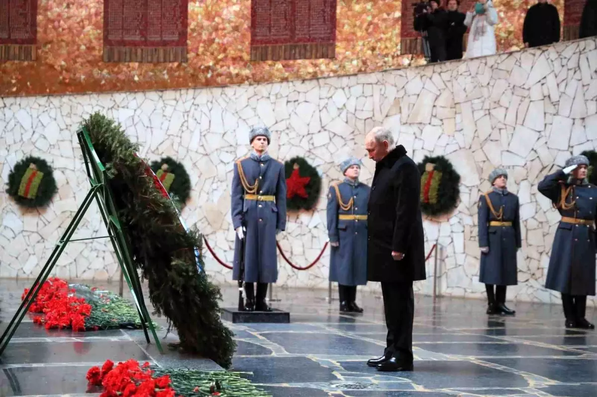 Putin: 'Rusya'ya karşı ilan edilmemiş bir savaş yürüten güçler, sert bir yanıt alacak'