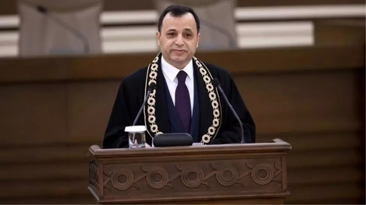 Son Dakika: Anayasa Mahkemesi genel kurulundaki oylamada Zühtü Arslan yeniden başkan seçildi