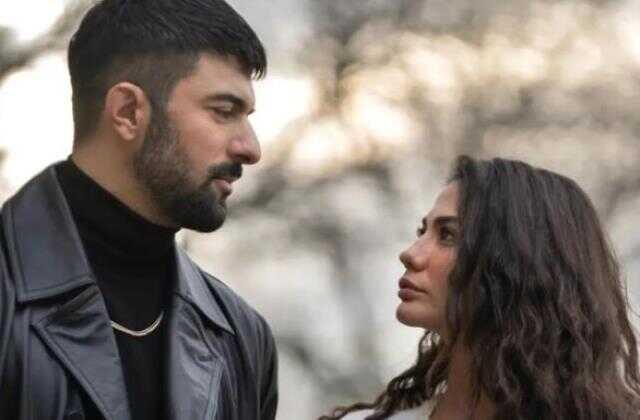 Adım Farah dizisindeki şarkı ne, hangi dildedir? Adım Farah dizisindeki şarkı sözleri nedir?