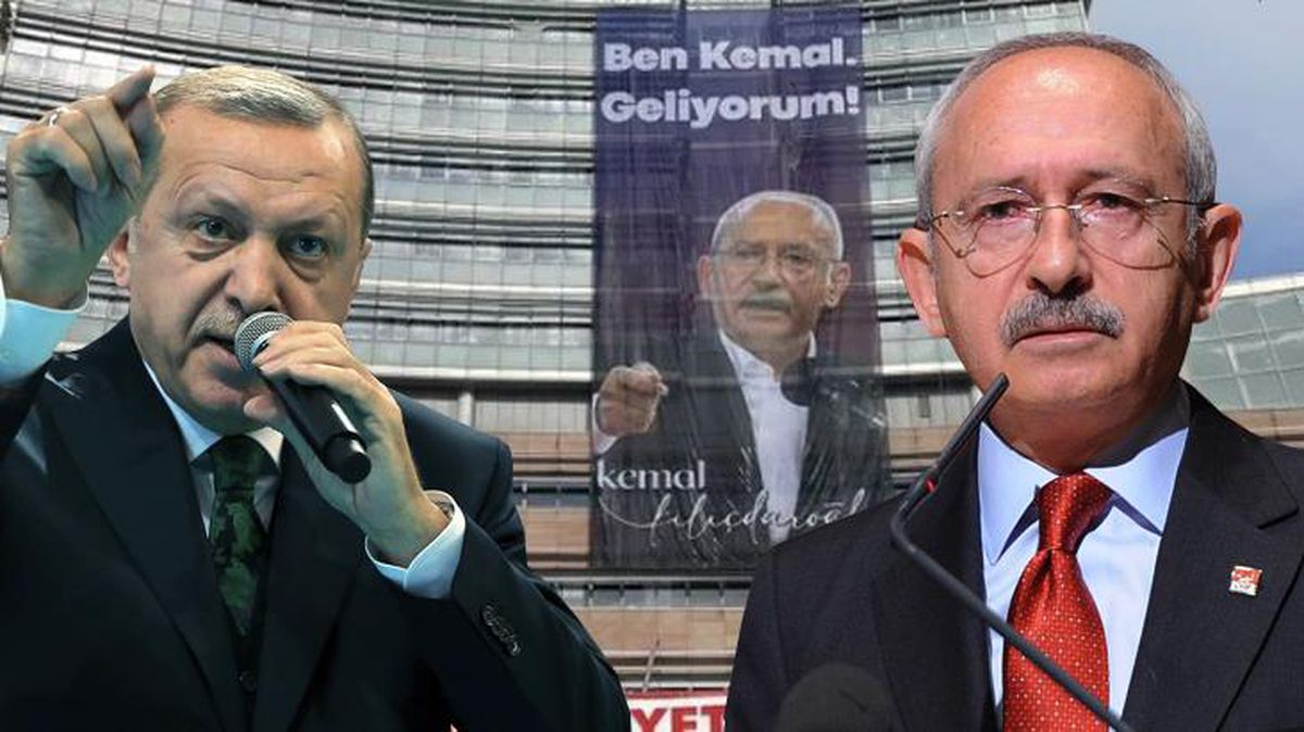 Cumhurbaşkanı Erdoğan'ın sert sözleri sonrası CHP Genel Merkezi'ne asılan pankart değiştirildi