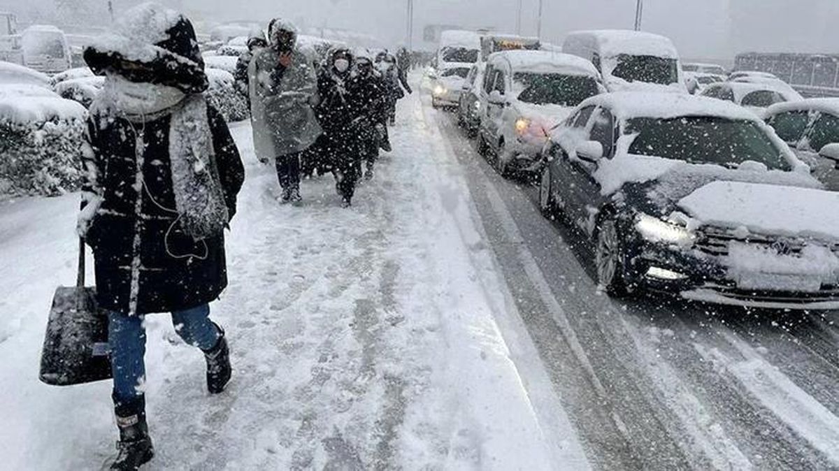 Son Dakika: İstanbul Valisi Ali Yerlikaya'dan hafta sonu için kar uyarısı: Lütfen dikkatli olalım