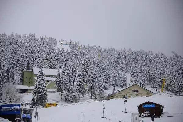 'Beyaz cennet' cep yakıyor: Günlük tatilin bedeli 6 bin TL'den başlıyor 'Beyaz cennet' cep yakıyor: Günlük tatilin bedeli 6 bin TL'den başlıyor