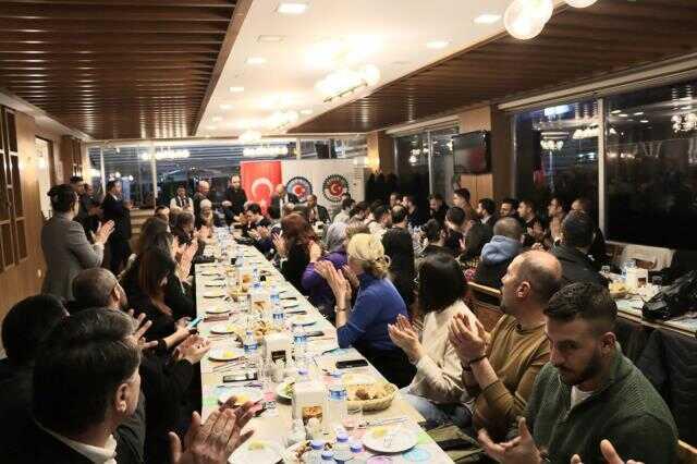 Şeker-iş sendikası 60. yıl dönümünü basın mensupları ile kutladı