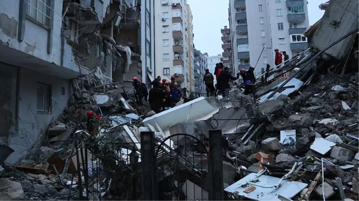 7,7'lik büyük deprem sonrası Adana'da son durum