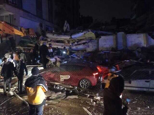 7.4'lük depremle sarsılan Kahramanmaraş'tan ilk görüntüler