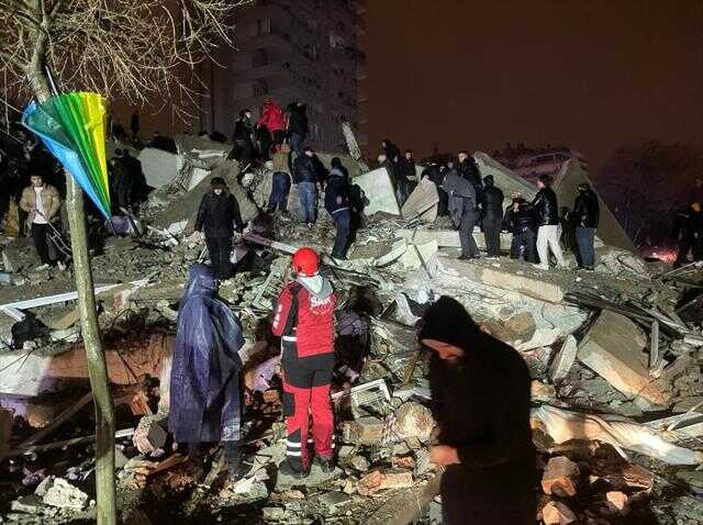 7.4'lük depremle sarsılan Kahramanmaraş'tan ilk görüntüler