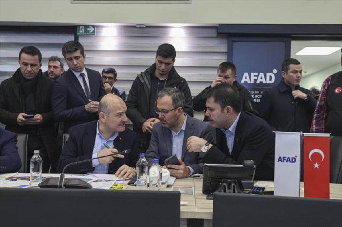 AFAD telefon numaraları! Hatay, Adana, Gaziantep, Malatya, Kilis, Adıyaman, Diyarbakır, Şanlıurfa ve Osmaniye AFAD yardım iletişim/ telefon numaraları