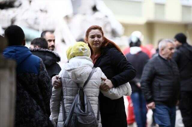 Son Dakika! 7.7 ve 7.6'lık depremlerde hayatını kaybedenlerin sayısı 1498'e yükseldi Son Dakika! 7.7 ve 7.6'lık depremlerde hayatını kaybedenlerin sayısı 1498'e yükseldi
