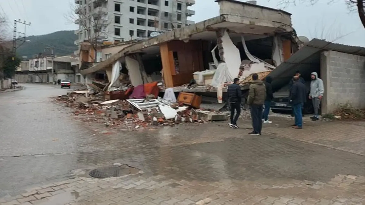 Türkiye 7.7'lik depremle güne uyandı! İşte Osmaniye'de son durum