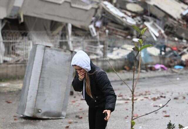Türkiye'nin en büyük 2. depremi, Hatay'da kocaman bir mahalleyi enkaza çevirdi Türkiye'nin en büyük 2. depremi, Hatay'da kocaman bir mahalleyi enkaza çevirdi