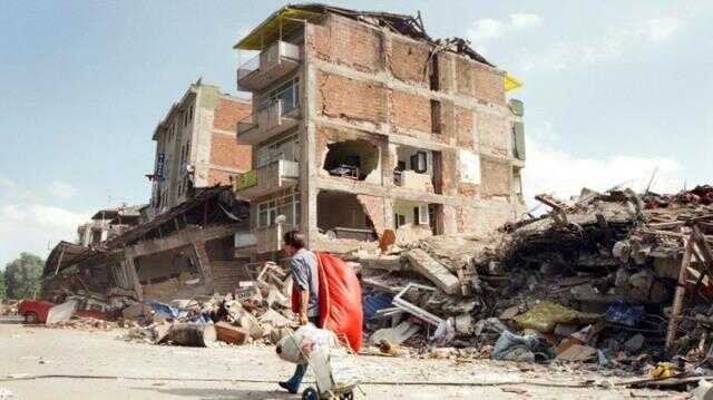 99 depremi kaç km derinlikte olmuştu? 1999 17 Ağustos depremi merkezi neresiydi?