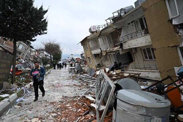 Hatay deprem görüntüleri! 7 Şubat Hatay deprem anı videosu ve yıkılan bina görüntüleri!