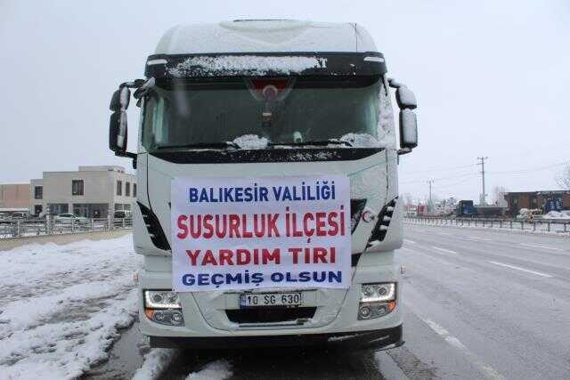 Balıkesir Valiliği koordinasyonunda yardımlar depremzedelere gönderiliyor