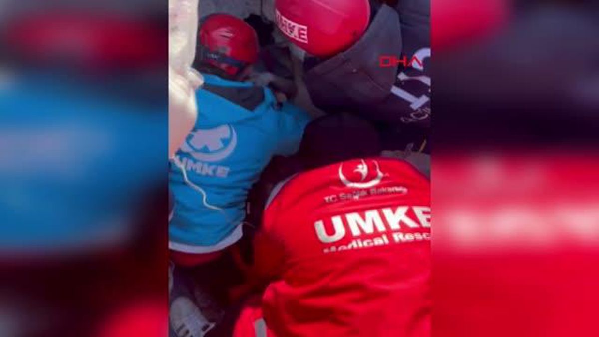 NURDAĞI'NDA DEPREMİN 57'NCİ SAATİNDE 10 YAŞINDAKİ UMUT SAĞ ÇIKARILDI