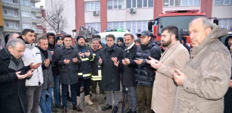 Türkeli'den 1 tır, 2 kamyon ve 9 arama kurtarma ekibi dualarla yola çıktı