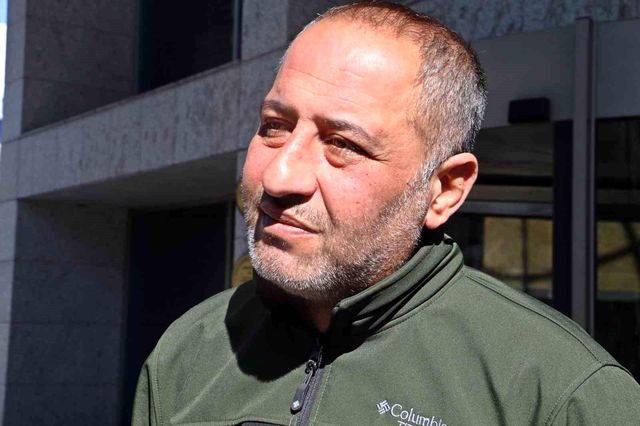 Antalya'daki otellere yerleştirilen depremzedelerden iç yakan sözler: Telefonumdan 61 kişinin ismini sildim Antalya'daki otellere yerleştirilen depremzedelerden iç yakan sözler: Telefonumdan 61 kişinin ismini sildim