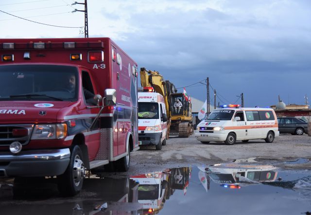 Lübnan'dan Suriye'deki Depremzedelere Yardım Eli
